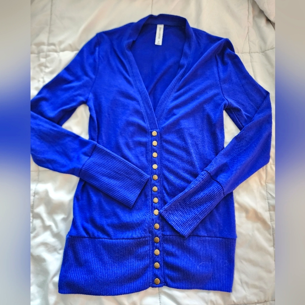 New Without Tags. Never worn. Zenana Outfiters cardigan in True Blue.Size: Med